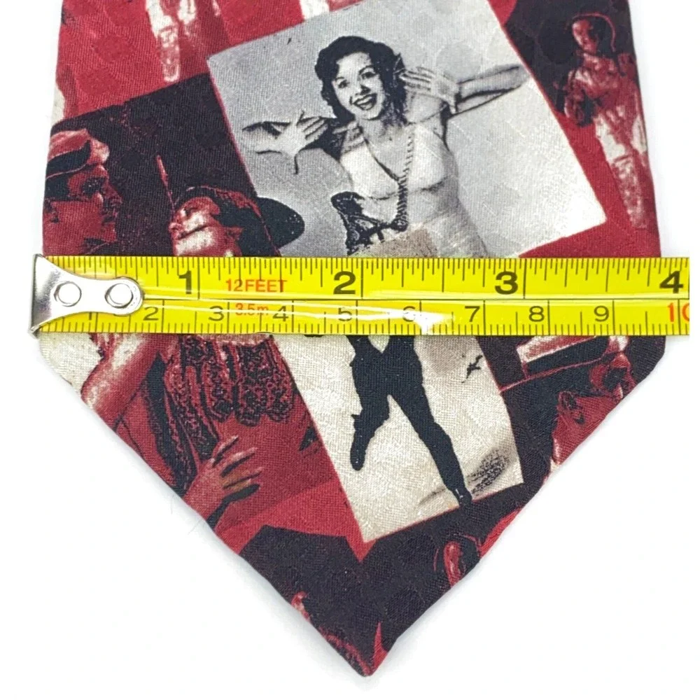 American Film Classics 1992 Singin' In The Rain 100% Silk Mens Necktie - Read